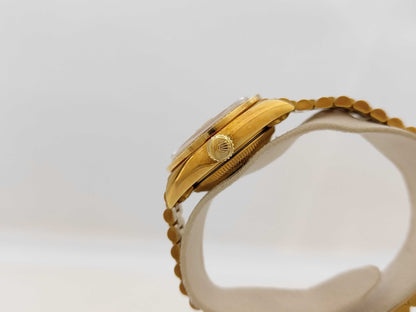 ROLEX 69068 W454592 Champagne Dial 18K Gold Women's Watch