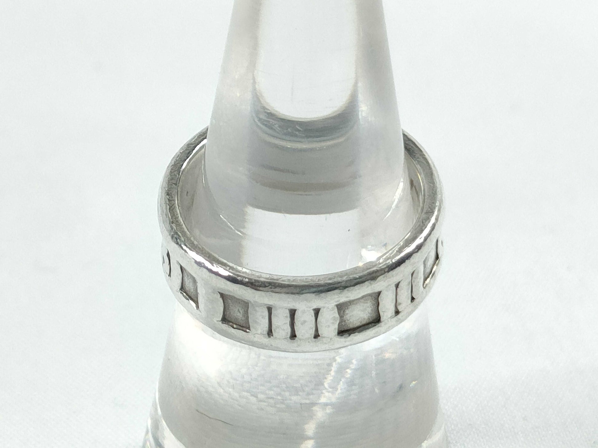 Tiffany & Co. Atlas Tiffany & Co. Atlas Ring, SV925, size 9