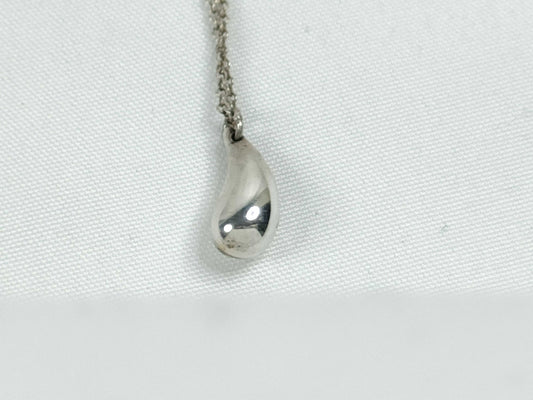 Tiffany & Co. Teardrop Necklace Tiffany & Co. Teardrop Necklace