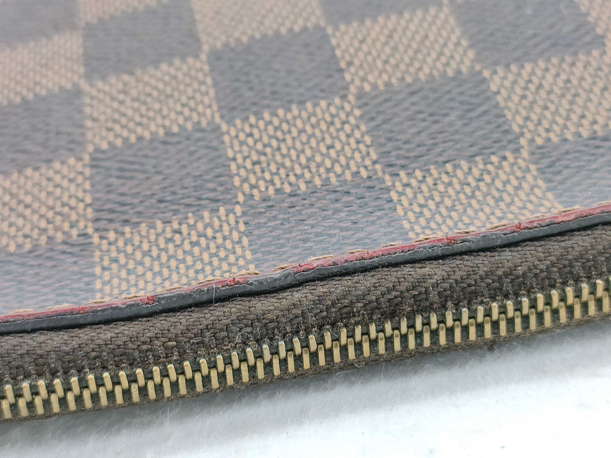 LOUIS VUITTON Damier Accessory Ebene Neverfull Attached Pouch