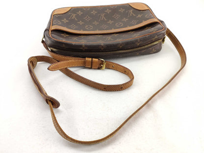 LOUIS VUITTON Monogram Trocadero 30 Monogram MB0092 Shoulder Bag