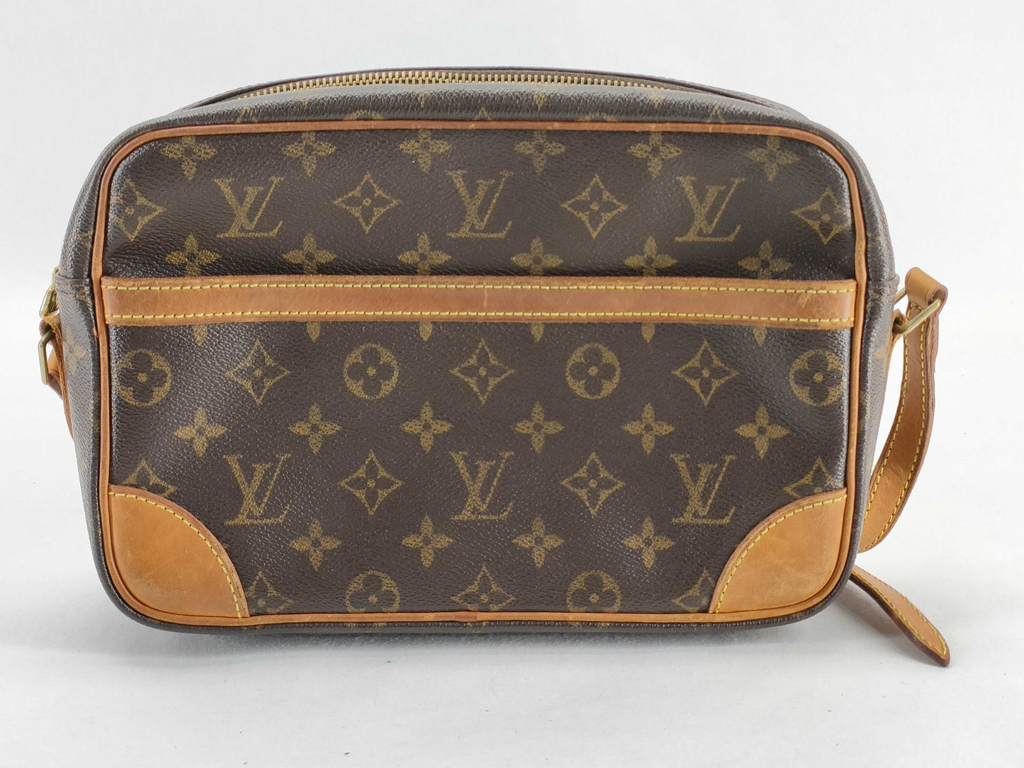 LOUIS VUITTON Monogram Trocadero 30 Monogram MB0092 Shoulder Bag