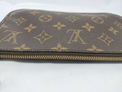 LOUIS VUITTON Monogram Accessoires Monogram SL1917 Pouch