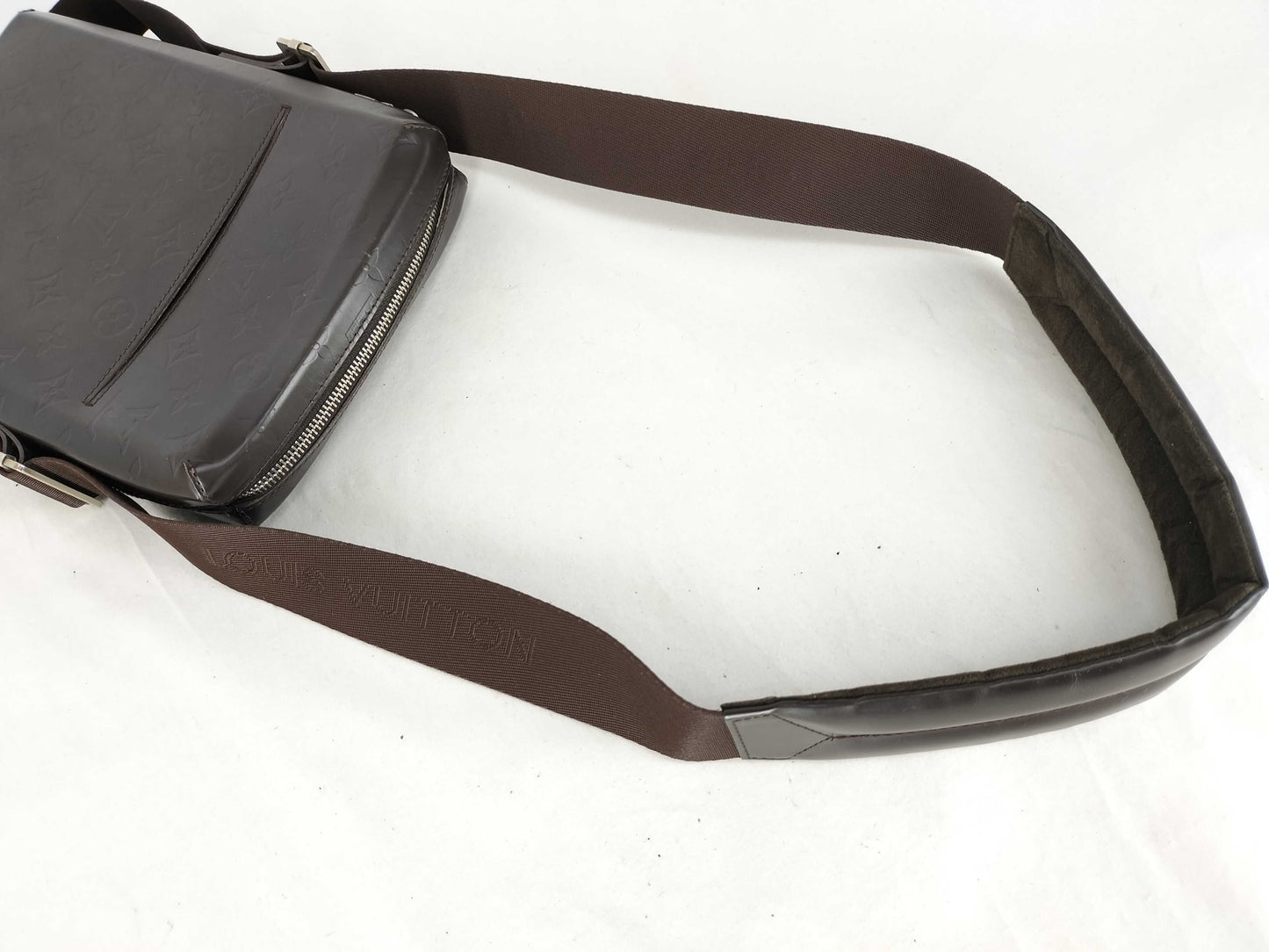 LOUIS VUITTON Monogram Glace Bobby Shoulder Bag Z8095