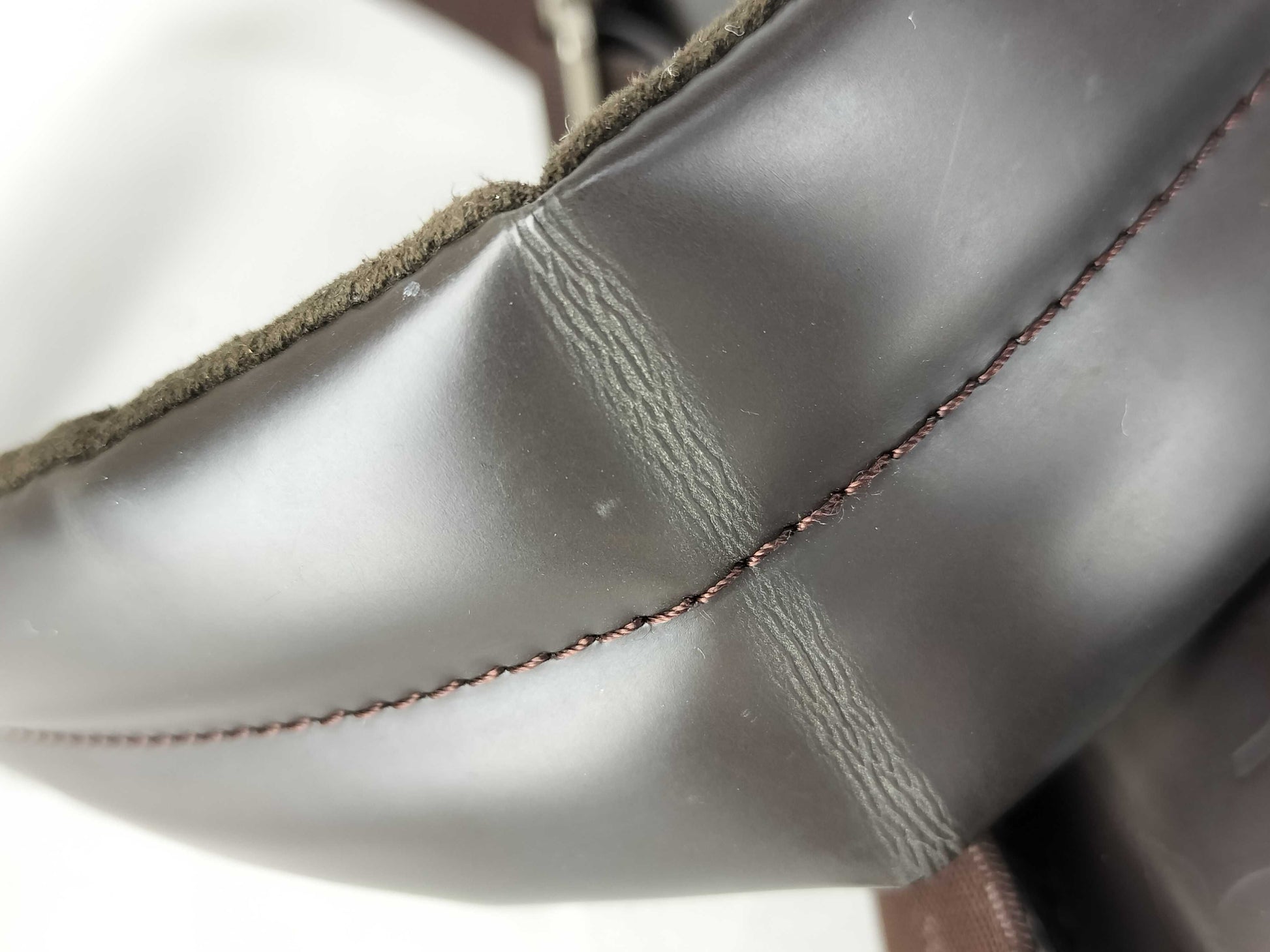 LOUIS VUITTON Monogram Glace Bobby Shoulder Bag Z8095