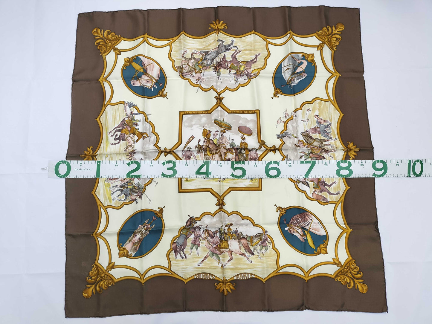 HERMES Carre HERMES Carre 90 Brown Scarf