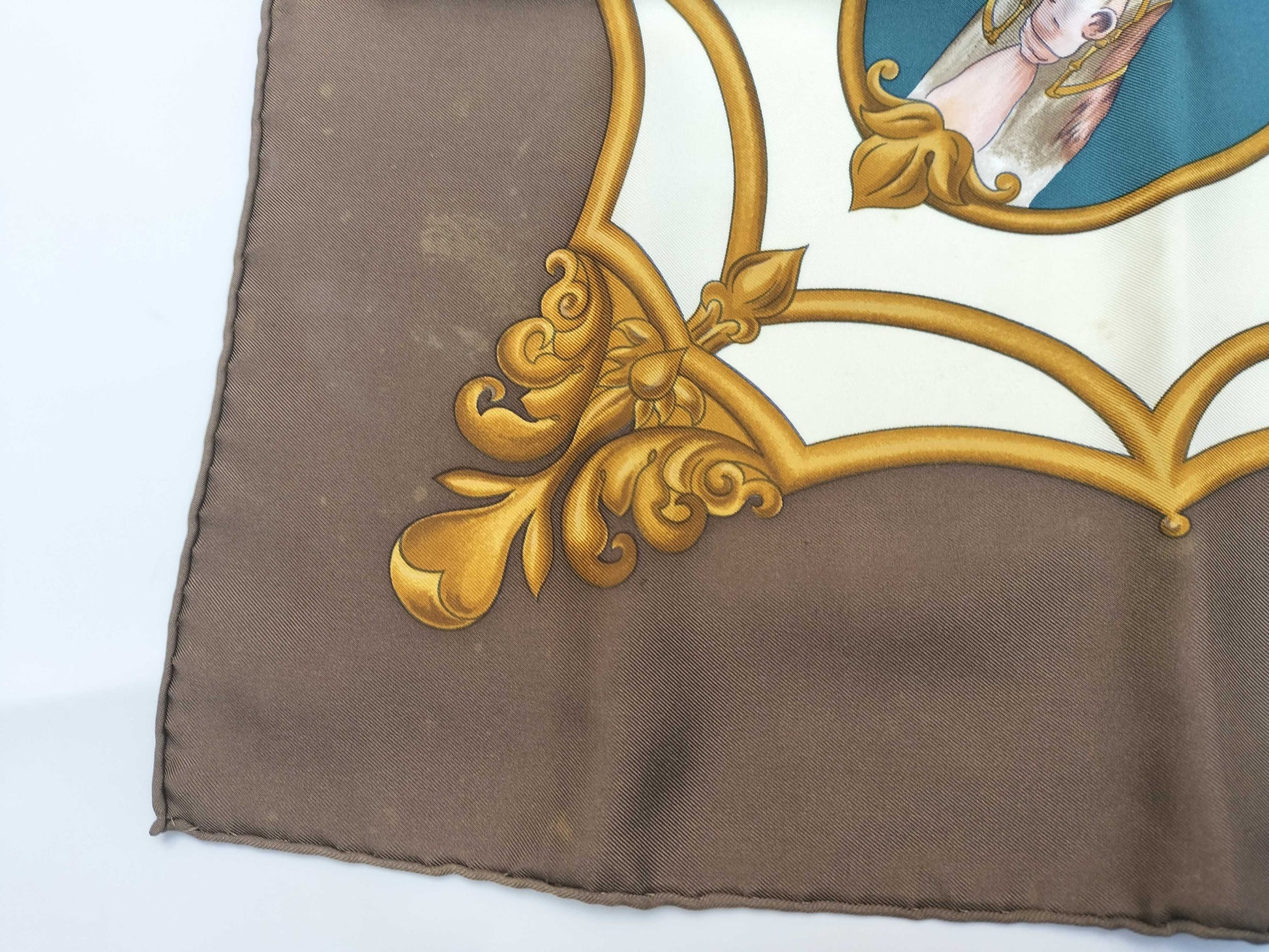 HERMES Carre HERMES Carre 90 Brown Scarf