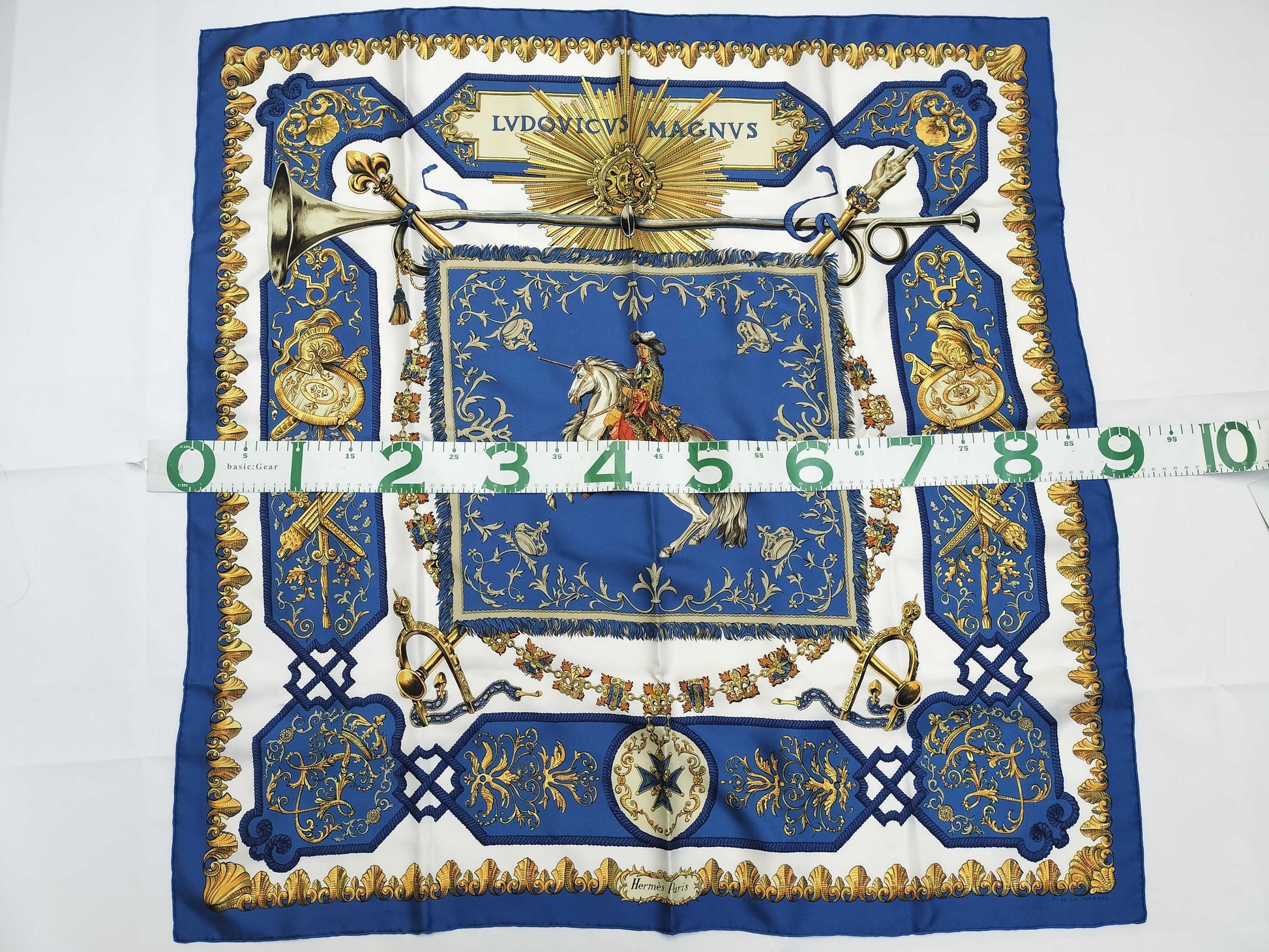 HERMES Carre HERMES Scarf Scarf