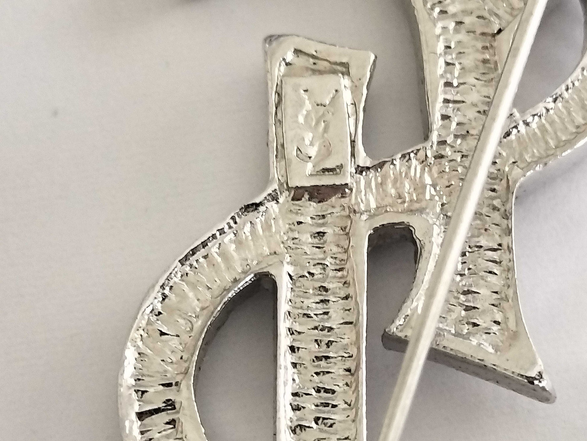 Yves Saint Laurent Yves saint laurent brooch brooch