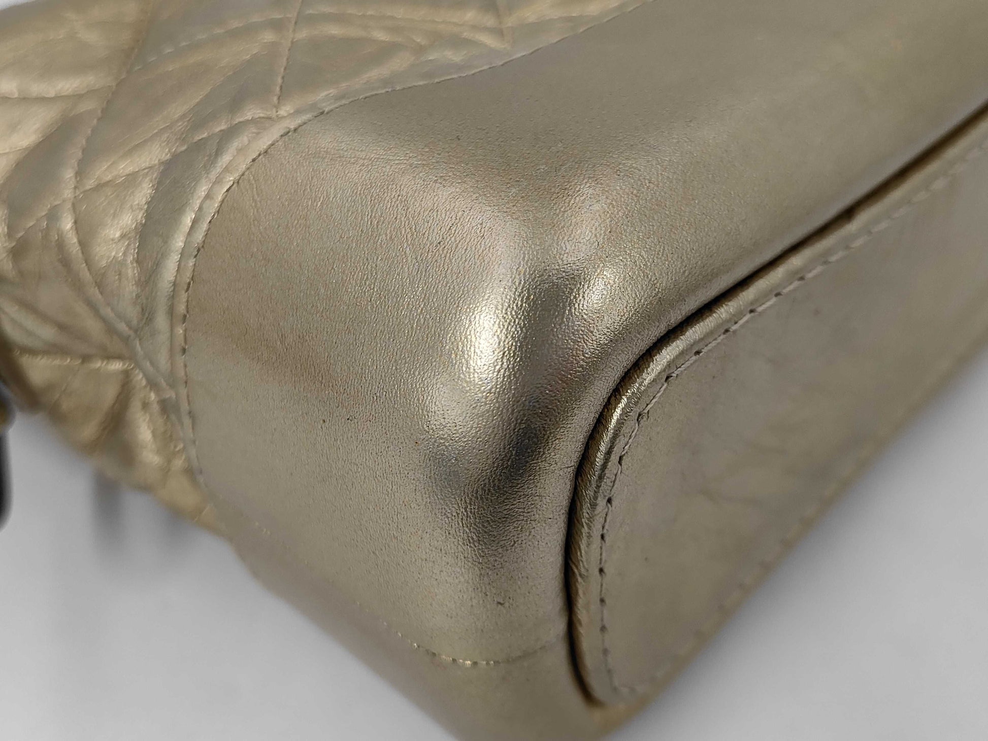 CHANEL CHANEL Leather Gabriel de Hobo 24283165 Gold Silver/Gold Hardware Shoulder Bag