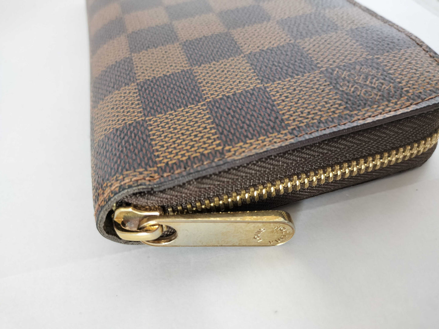 LOUIS VUITTON Damier Zippy Wallet N41661 MI1113 Wallet