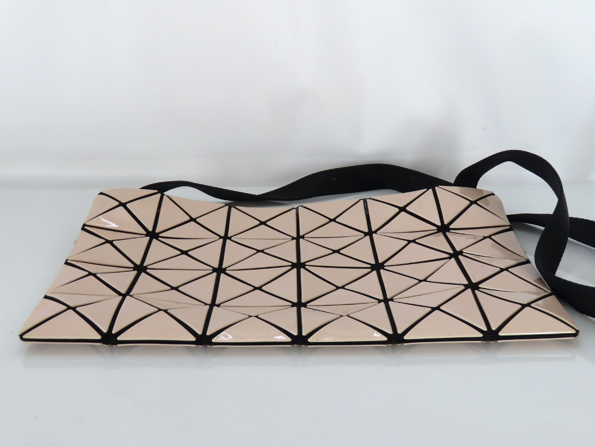 ISSEY MIYAKE ISSEY MIYAKE BAOBAO Shoulder Bag