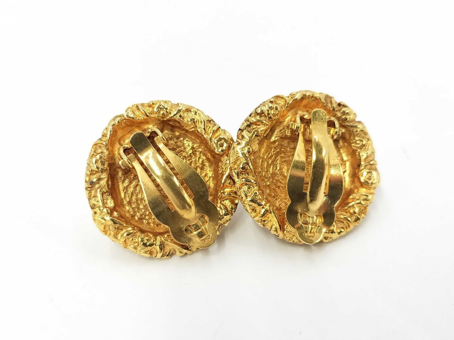 CHANEL 93A Lava Coco Mark Pearl Earrings