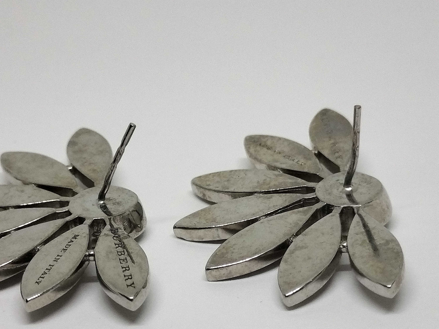 BURBERRY Crystal Half Daisy Drop Earrings and Studs Set