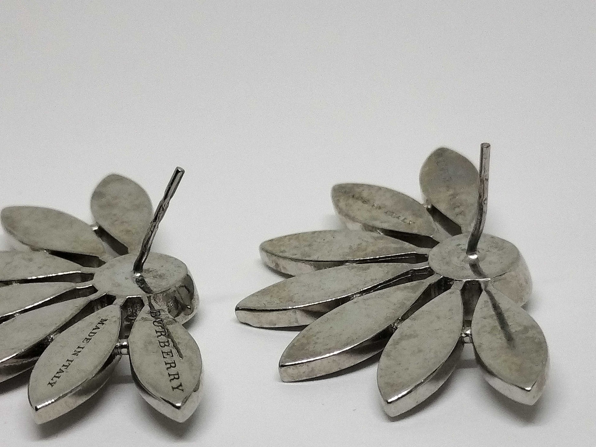 BURBERRY Crystal Half Daisy Drop Earrings and Studs Set