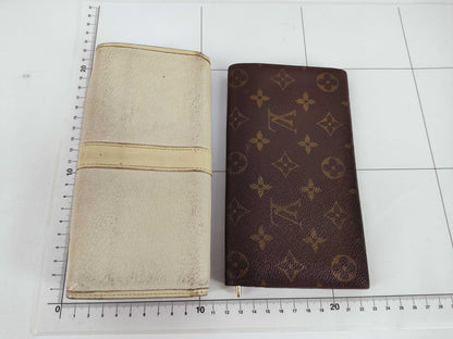 LOUIS VUITTON Monogram Louis Vuitton Wallets and Other Items - Set of 5 Louis Vuitton Wallets