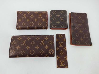 LOUIS VUITTON Monogram Louis Vuitton Wallet Set of 5 Louis Vuitton Wallets
