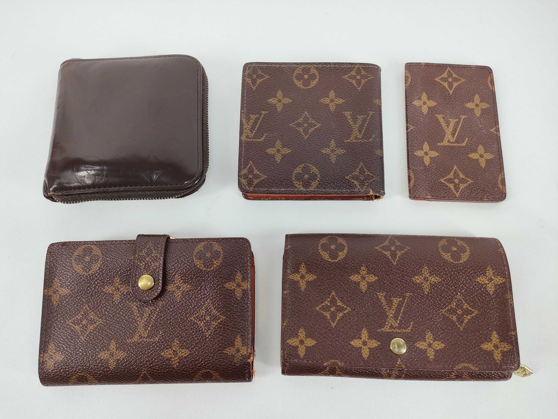 LOUIS VUITTON Monogram Louis Vuitton Wallets and Other Items - Set of 5 Louis Vuitton Wallets