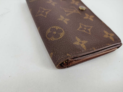 LOUIS VUITTON Monogram Louis Vuitton Wallets and Other Items - Set of 5 Louis Vuitton Wallets