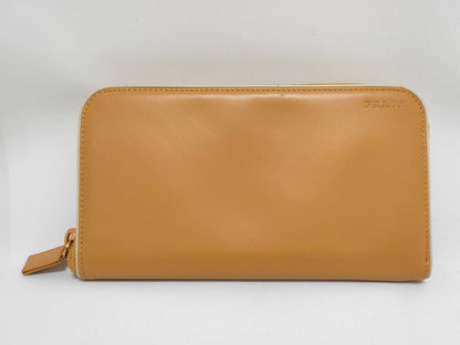 PRADA PRADA Prada Logo Round Zip Wallet Wallet