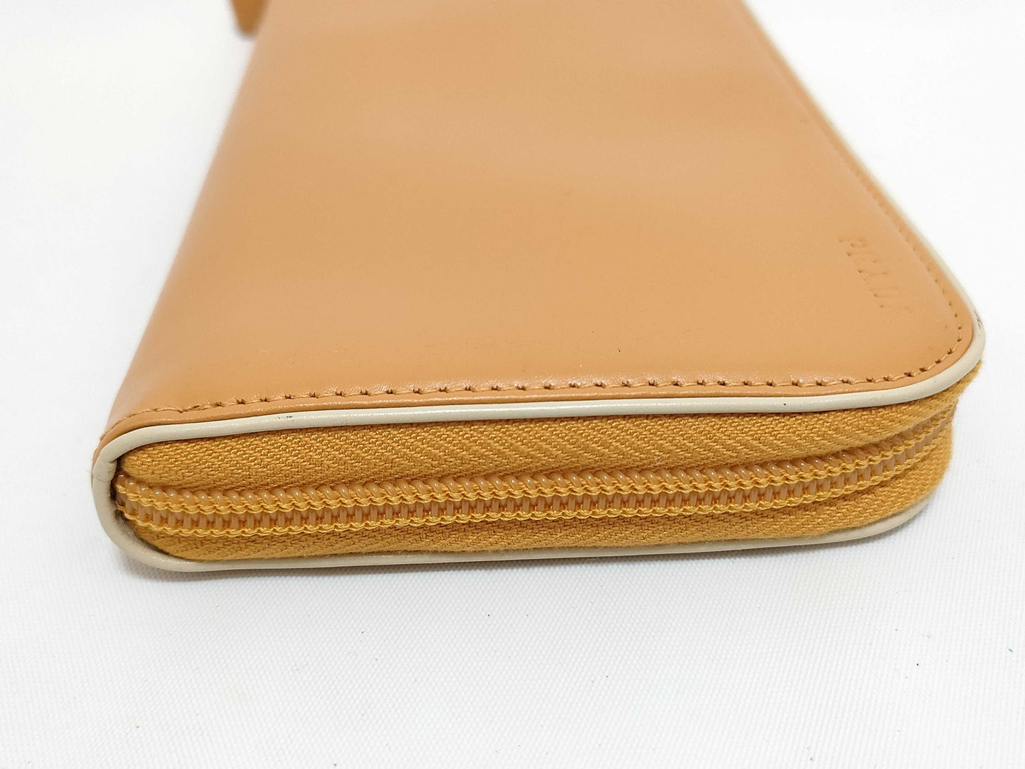 PRADA PRADA Prada Logo Round Zip Wallet Wallet