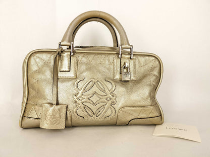 LOEWE Leather Anagram Amazona Key 2 Crochet Cadena Handbag