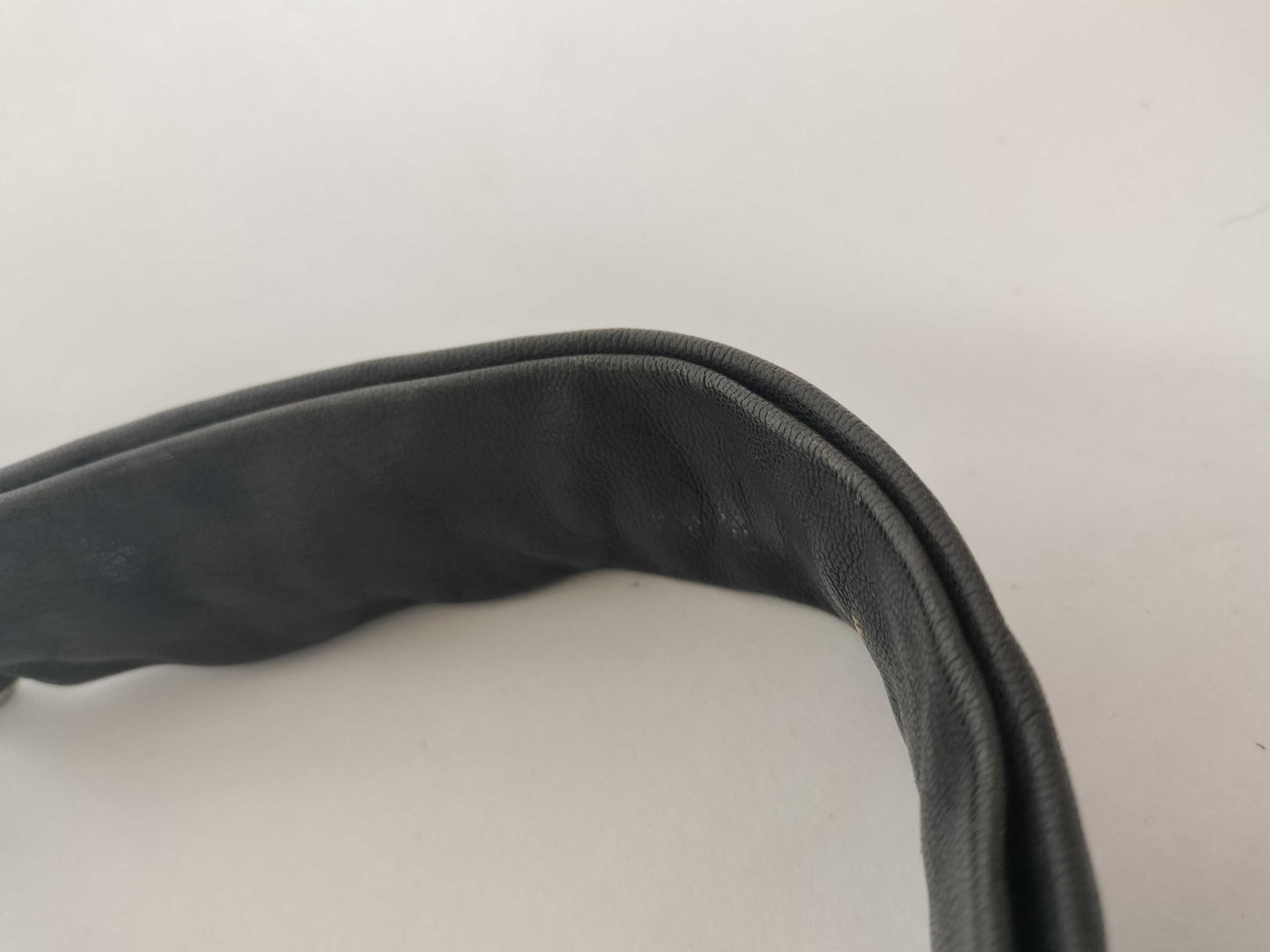 Yves Saint Laurent Suede Saint Tropez Shoulder Bag 122245 Shoulder Bag