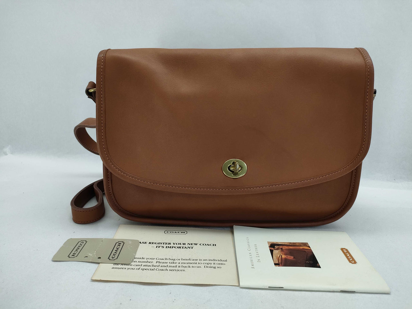 COACH Coach Shoulder Bag Shoulder Bag