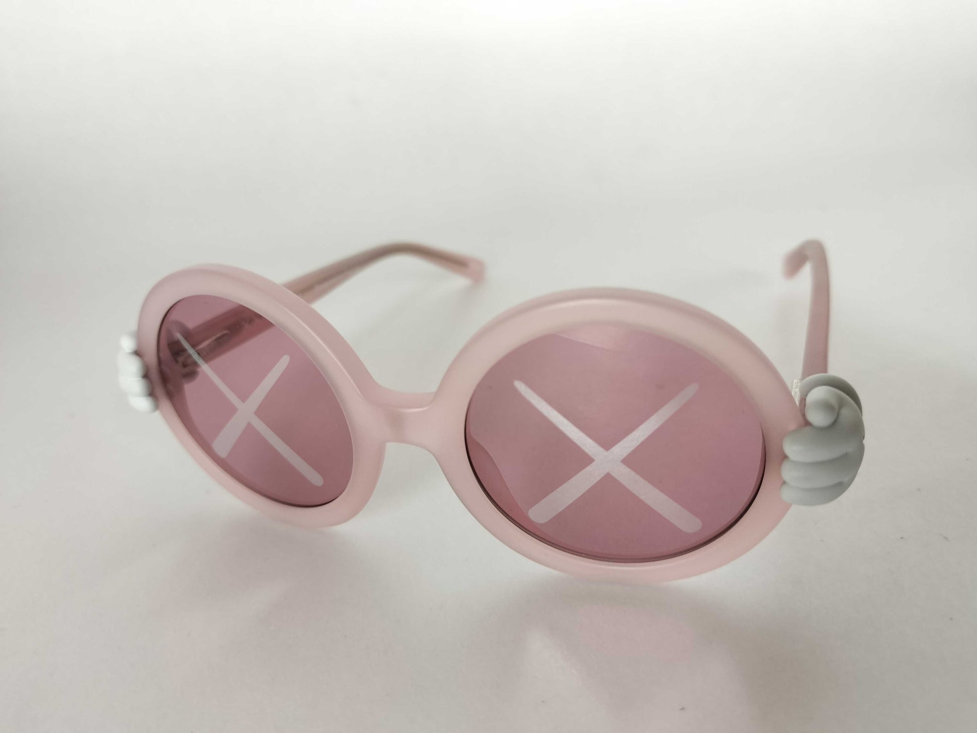 KAWS×Sons+Daughters Pink Sunglasses