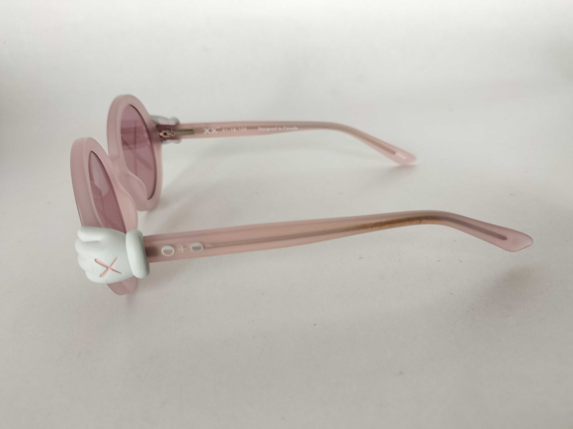 KAWS×Sons+Daughters Pink Sunglasses