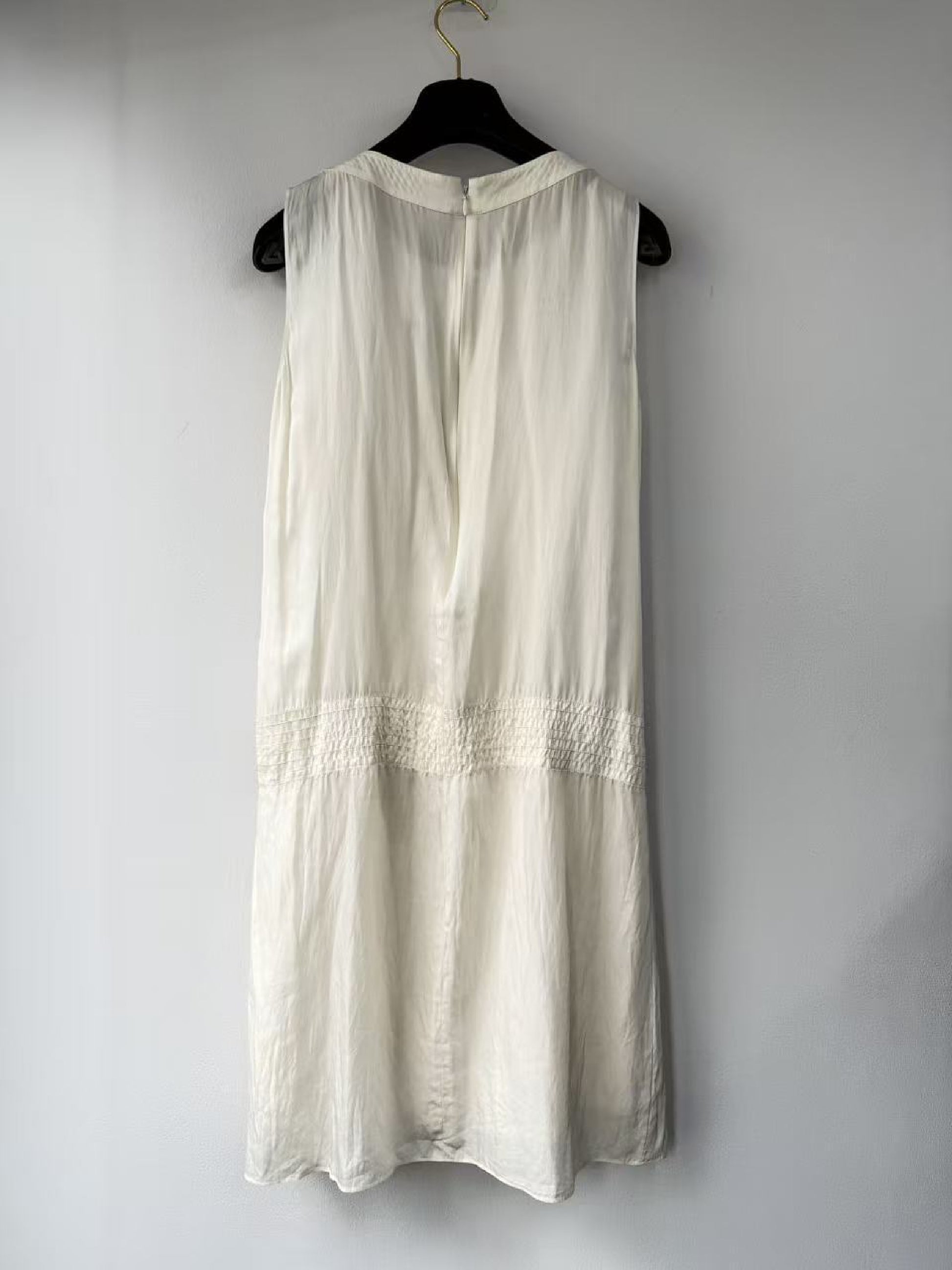 CHANEL Silk Dress with Inner, Size 40