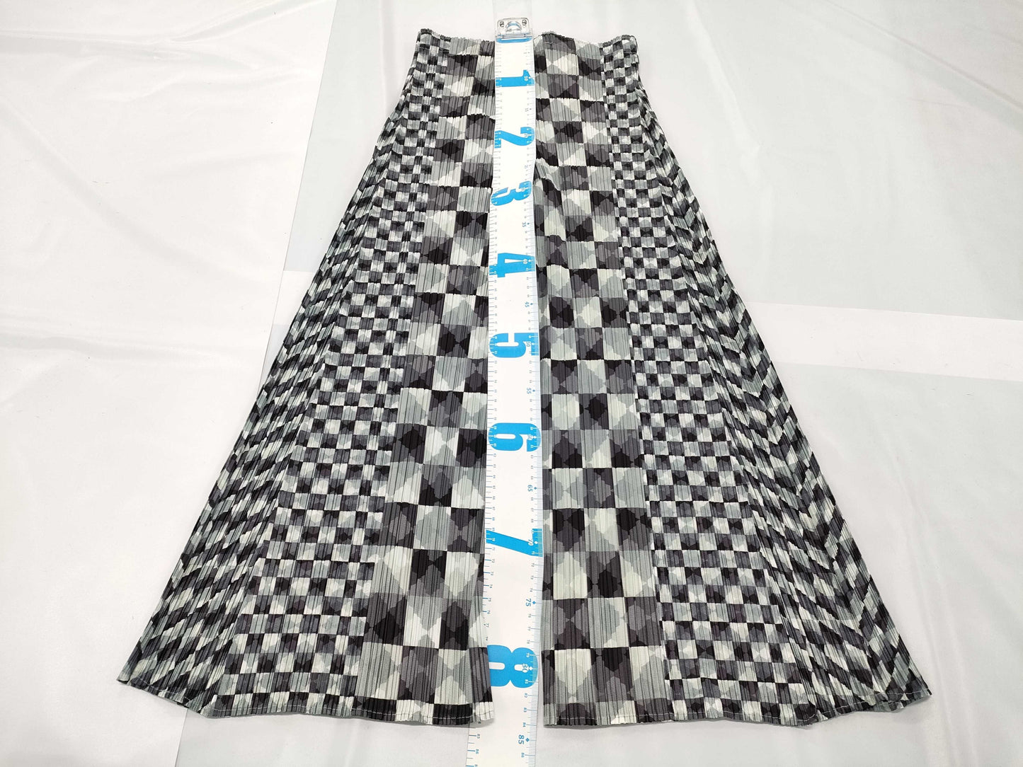 ISSEY MIYAKE ISSEY MIYAKE Pleats Please Patterned Pants Size 2