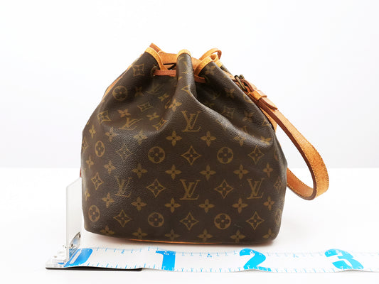 LOUIS VUITTON Monogram LOUIS VUITTON LV Monogram Petit Noe M42226 Shoulder Bag