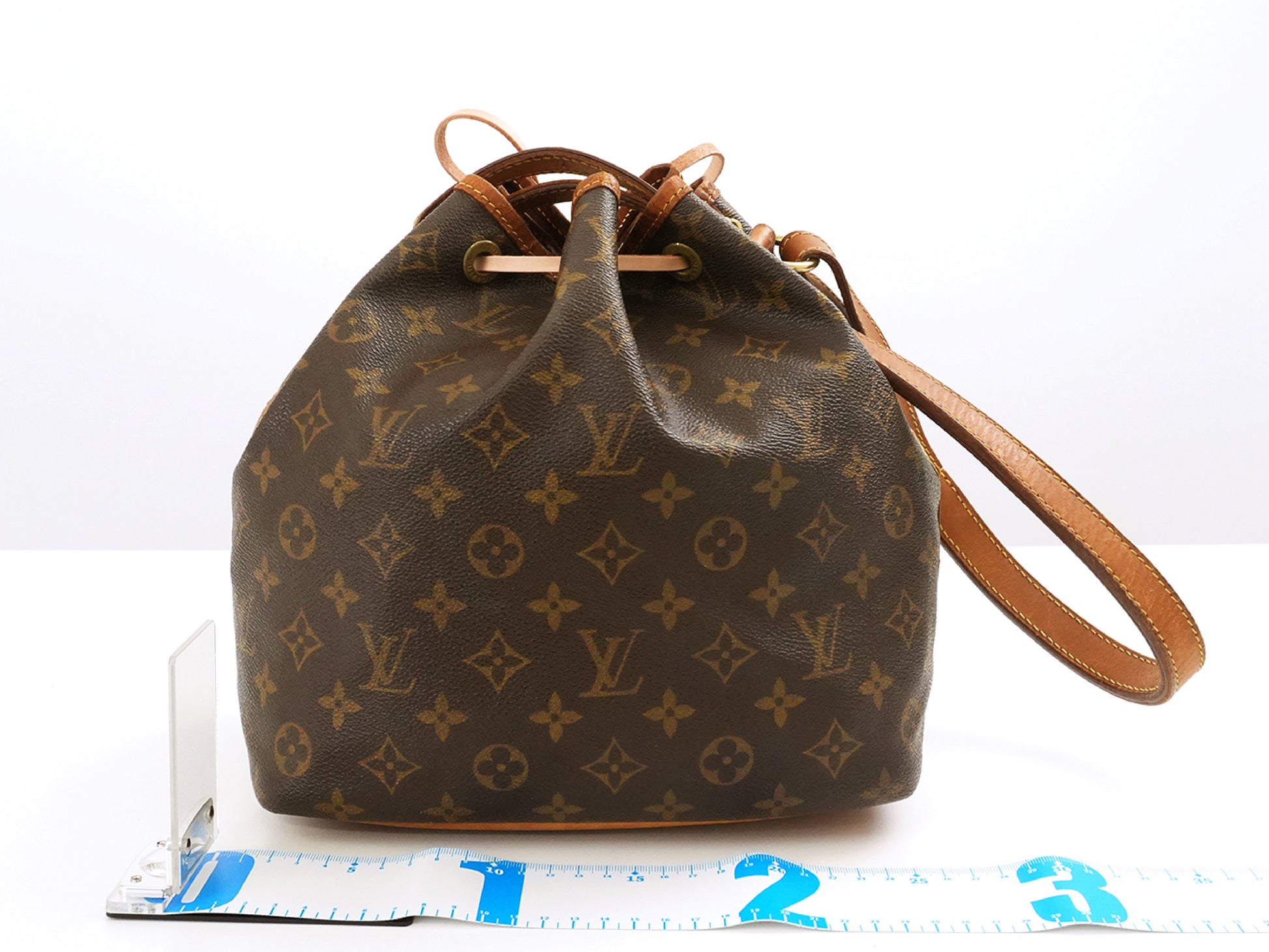 LOUIS VUITTON Monogram LOUIS VUITTON LV Monogram Petit Noe M42226 Shoulder Bag