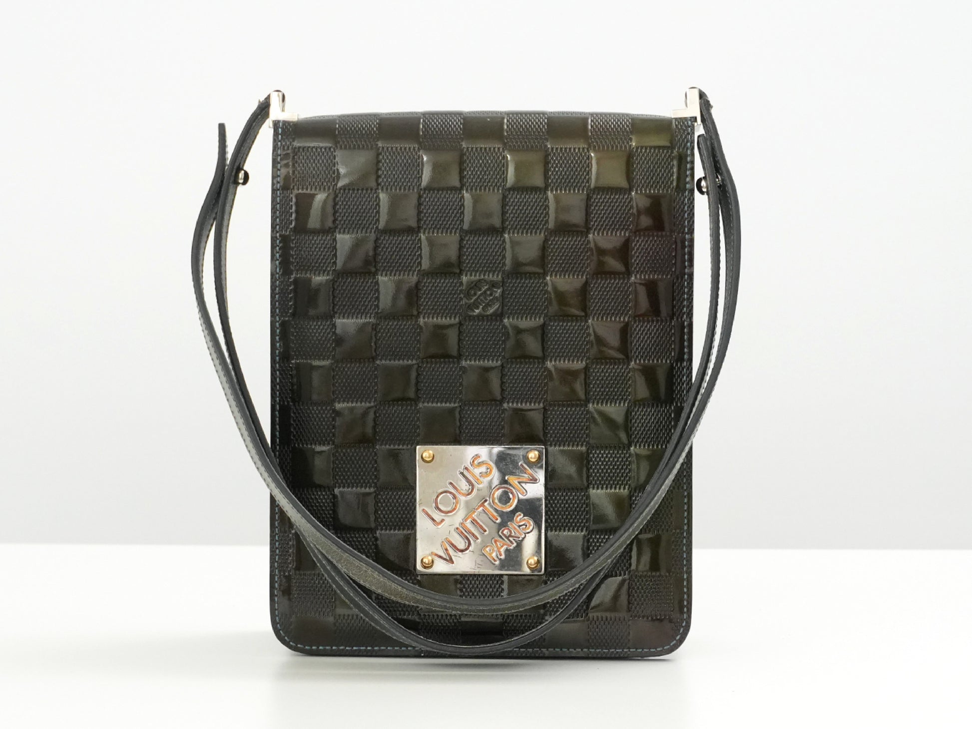 LOUIS VUITTON Damier Vernis Club Handbag
