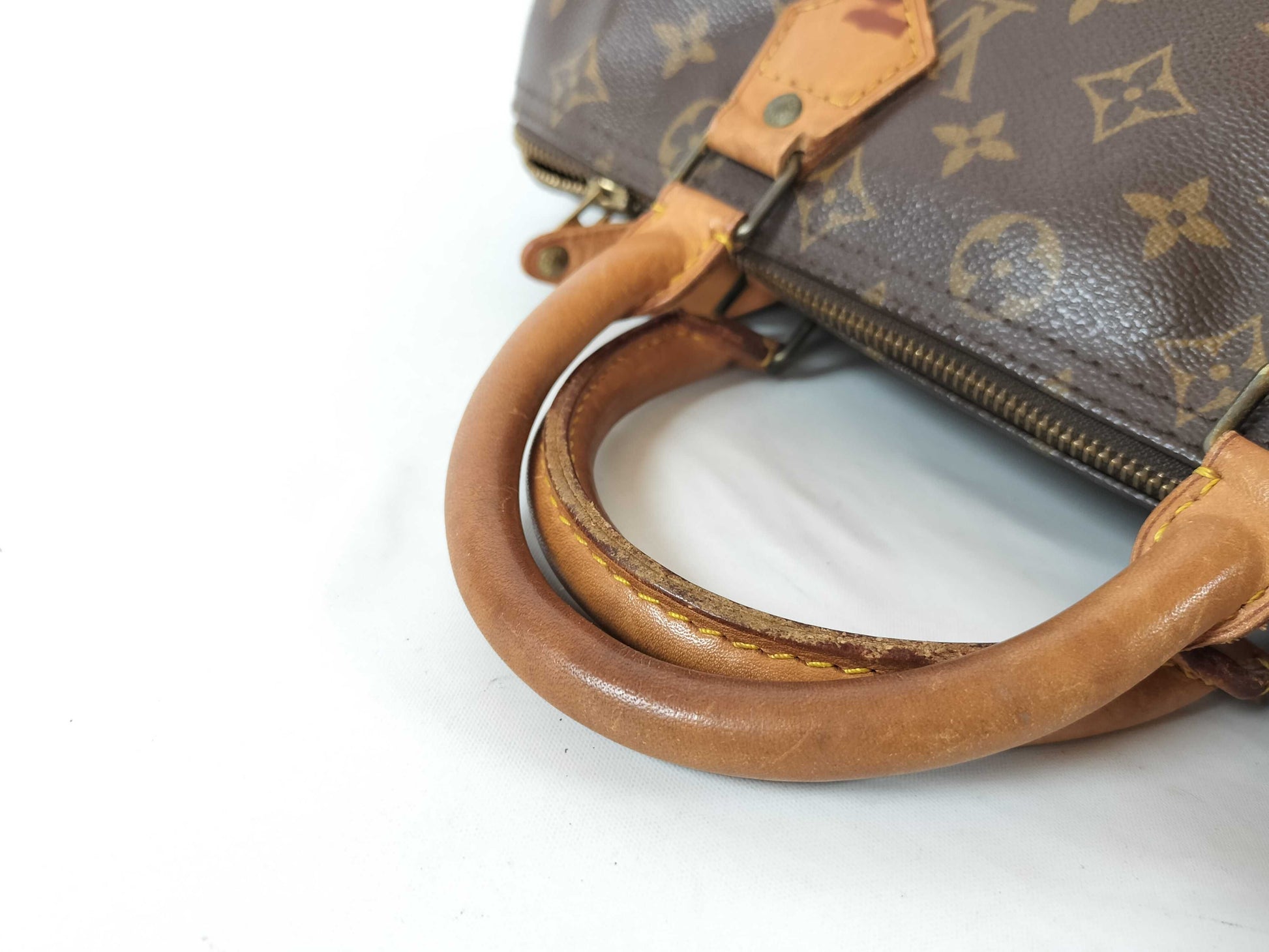 LOUIS VUITTON Monogram LV Speedy Handbag