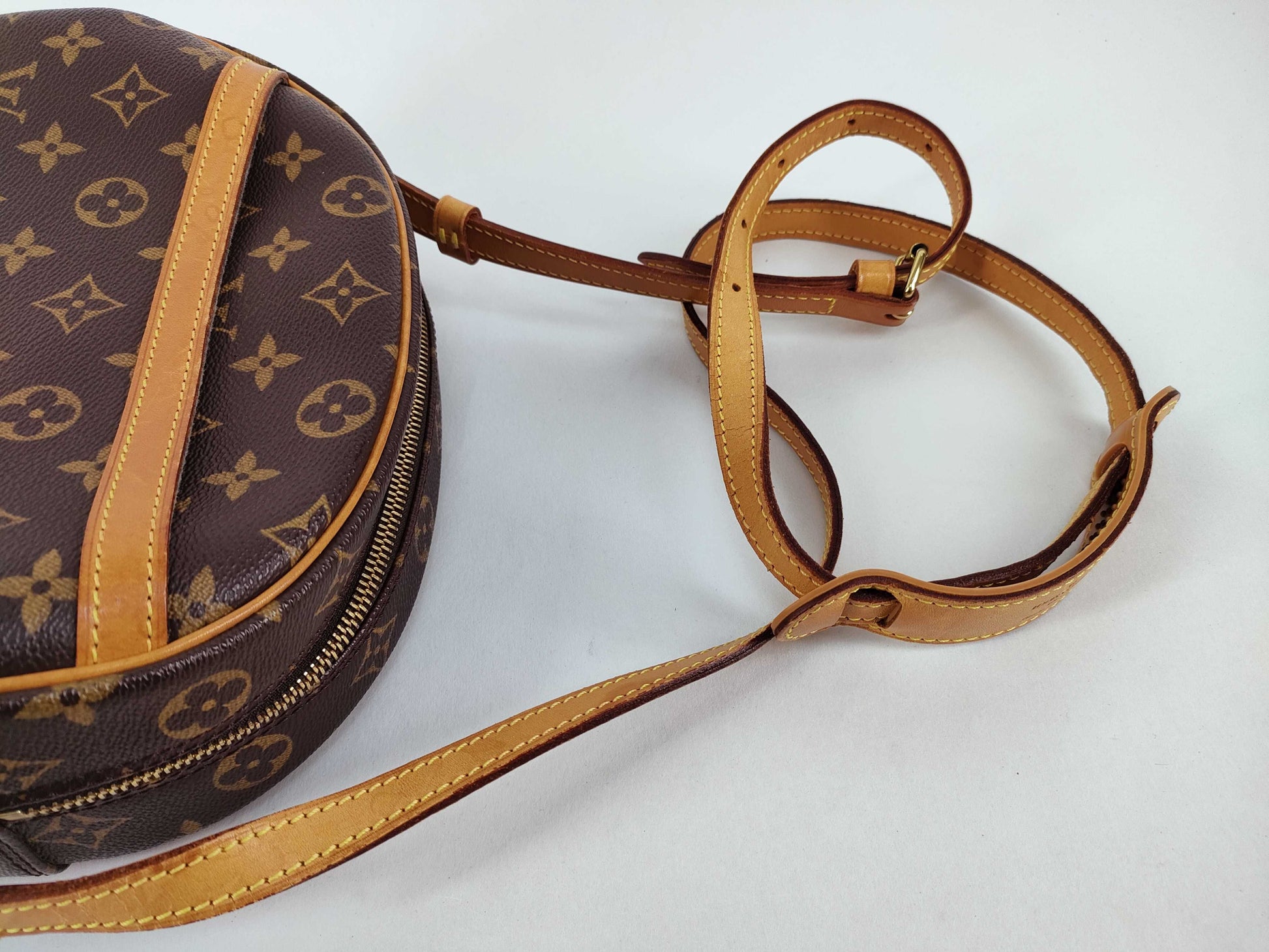LOUIS VUITTON Monogram LV Shoulder Bag Shoulder Bag