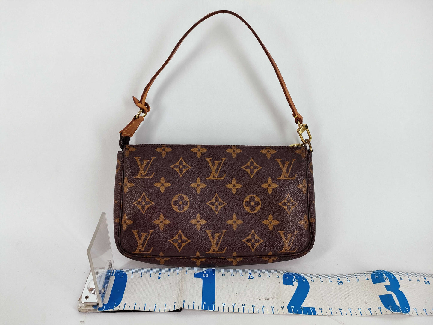 LOUIS VUITTON Monogram LV Handbag