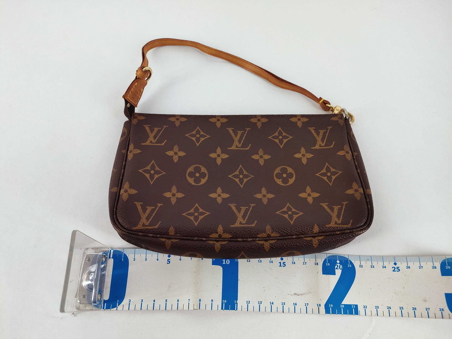 LOUIS VUITTON Monogram LV Handbag