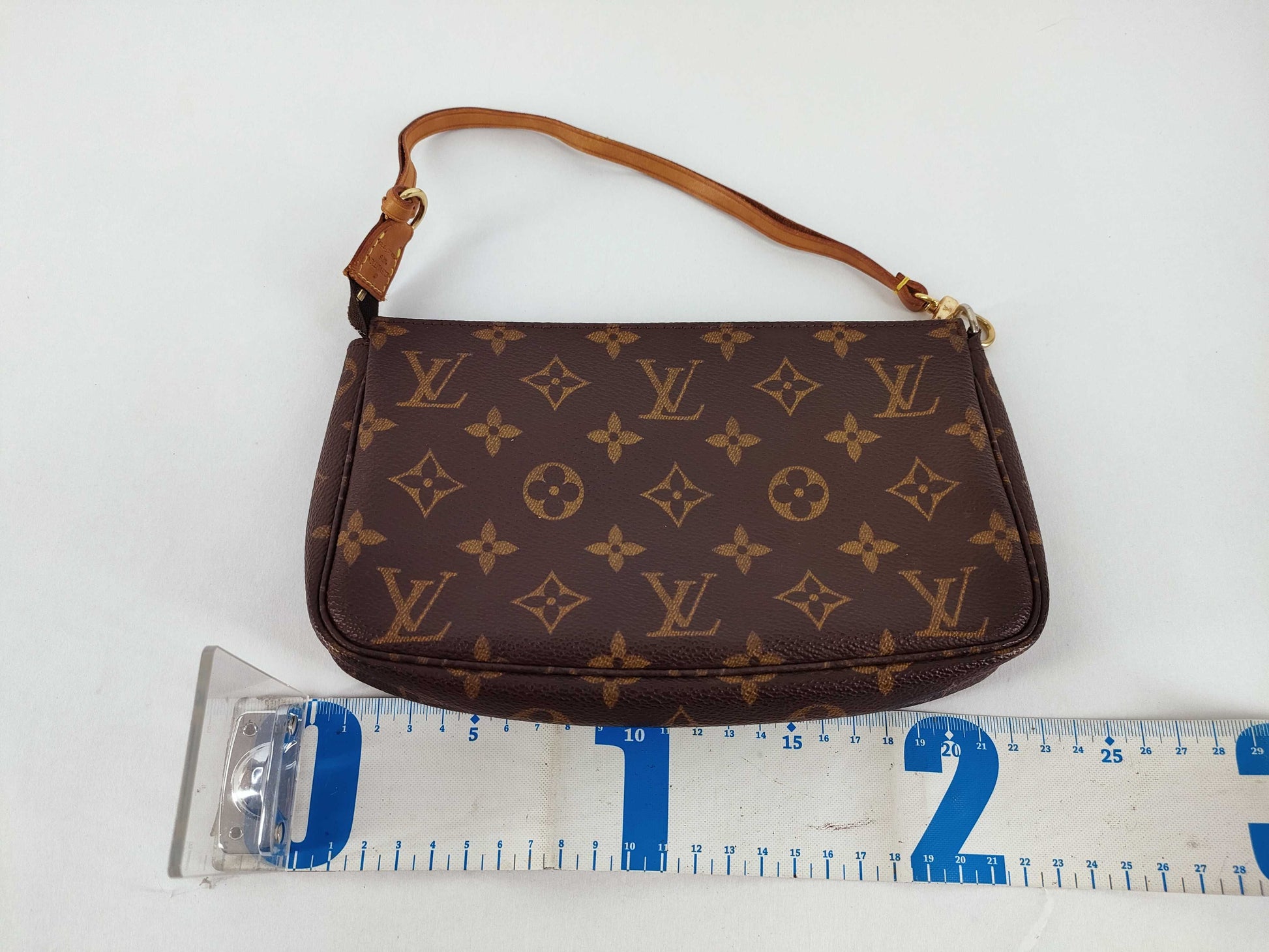 LOUIS VUITTON Monogram LV Handbag
