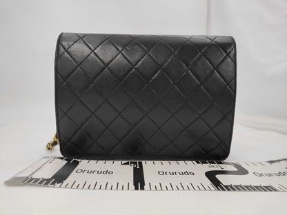 CHANEL Matelasse Shoulder Bag