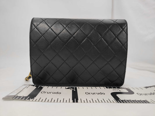 CHANEL Matelasse Shoulder Bag