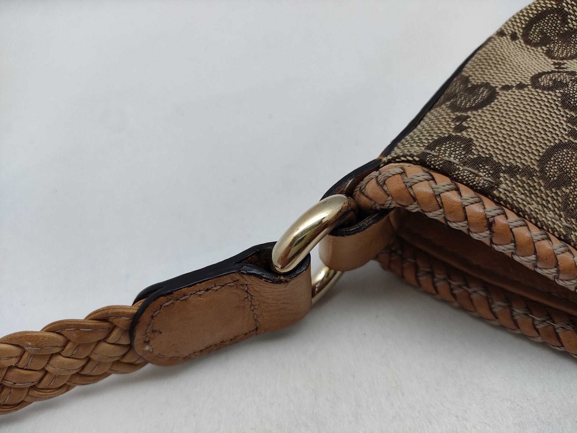 GUCCI GG Canvas Shoulder Bag 257026