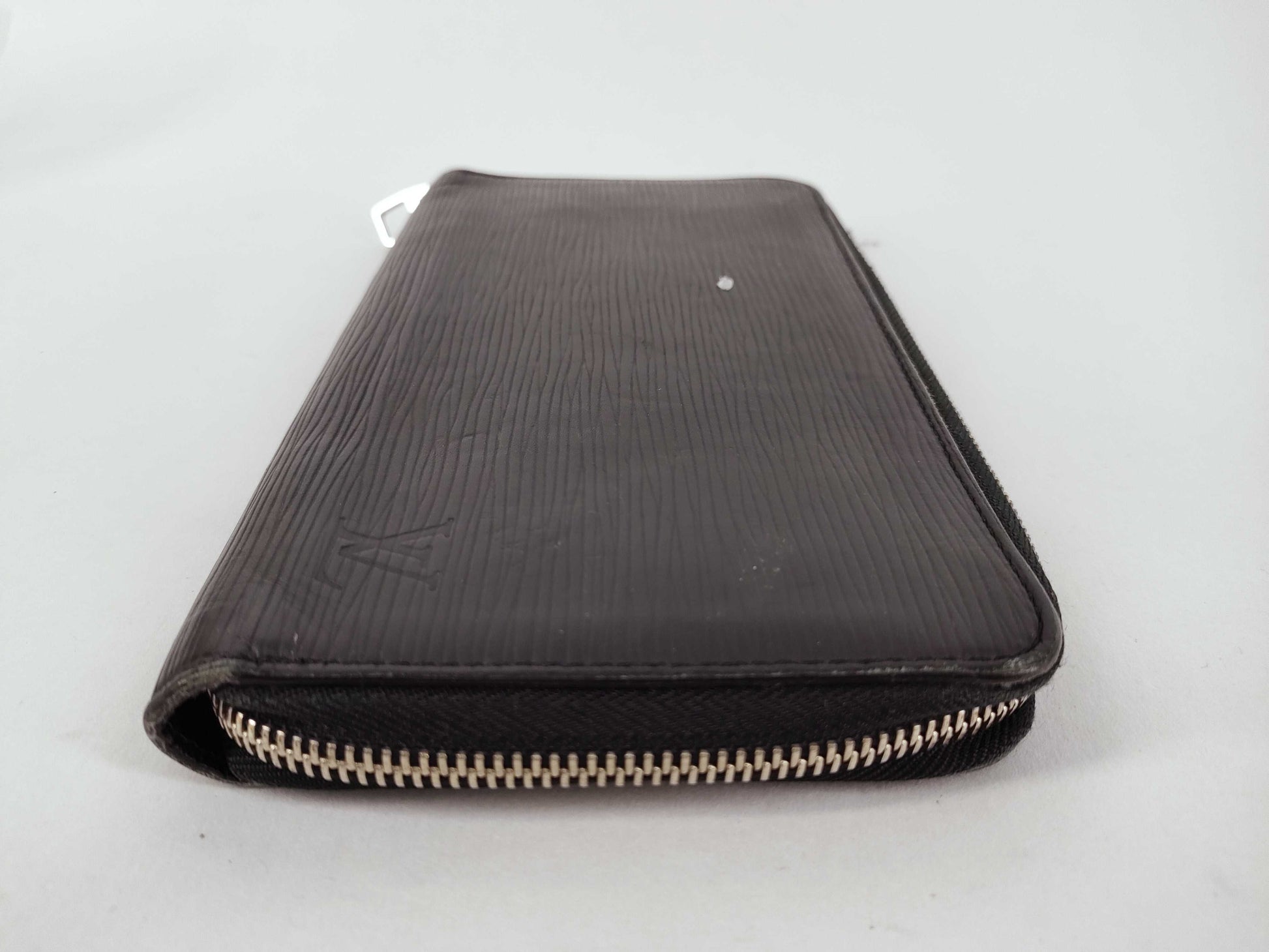 LOUIS VUITTON Epi Zippy Organizer M60632 CA4107 Wallet