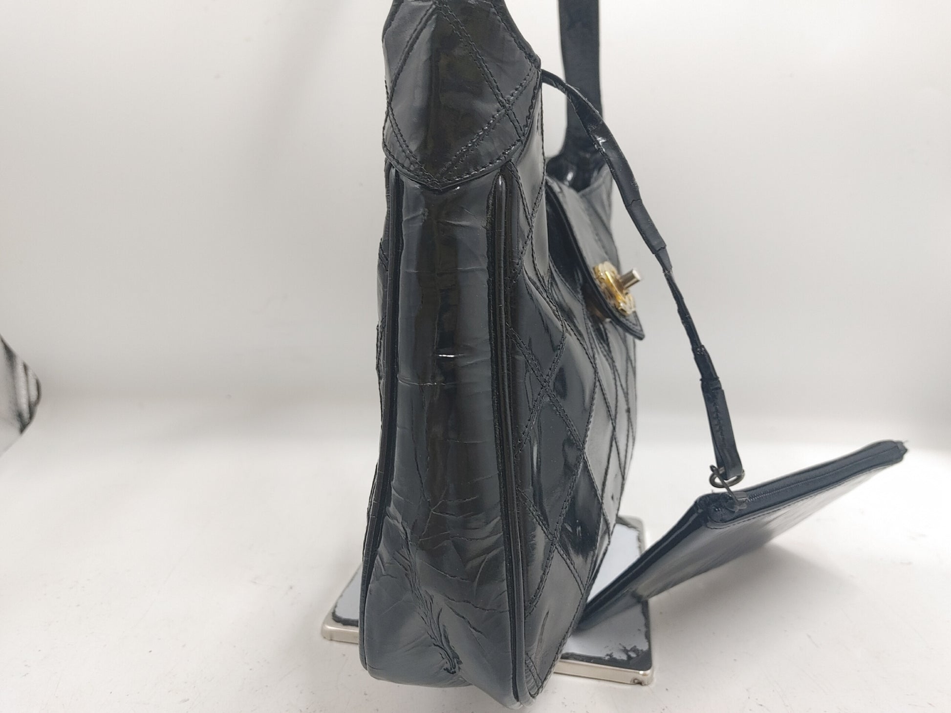 CHANEL Bicolore Turnlock Shoulder Bag with Seal 0647770, Black Patent Leather with Pouch