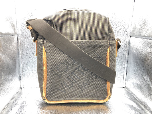 LOUIS VUITTON Damier Geant Citadan M93040 SP1024 Canvas Tail Shoulder Bag