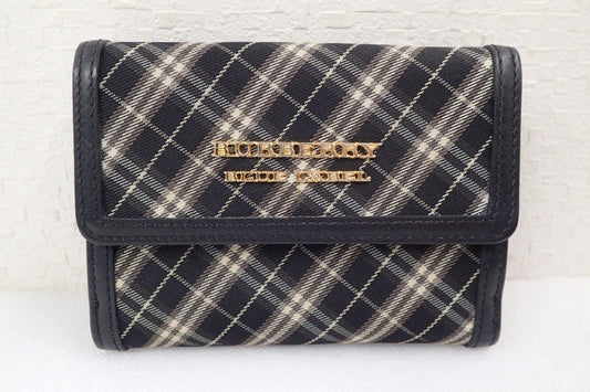 BURBERRY Blue Label Zippered Double Hook Wallet