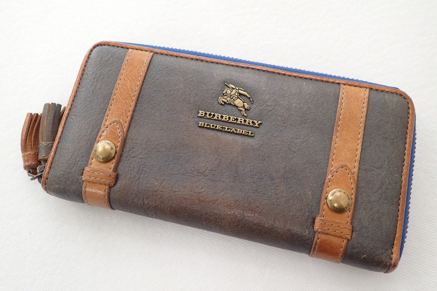 BURBERRY Blue Label Leather Round Zip Long Wallet