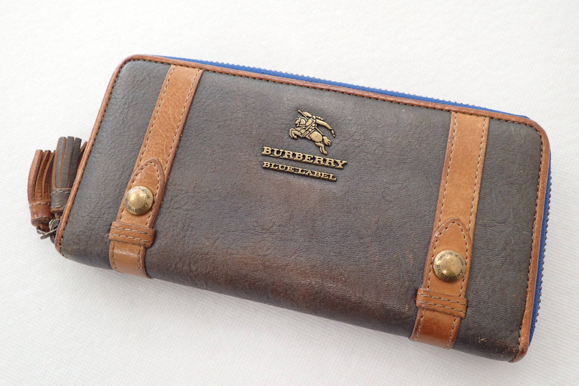 BURBERRY Blue Label Leather Round Zip Long Wallet