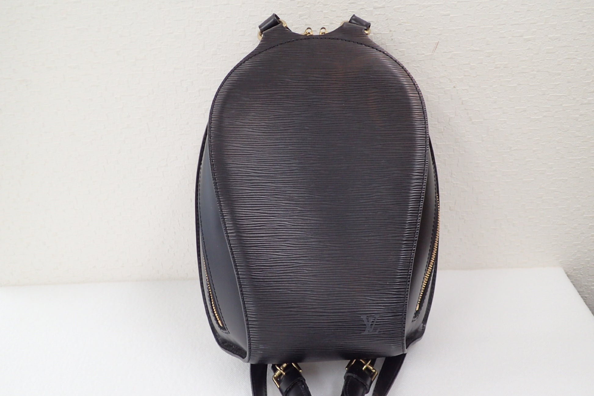 LOUIS VUITTON Epi Mabillon Noir Backpack